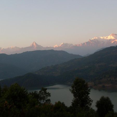 Dinesh House Bed & Breakfast Pokhara Exterior foto